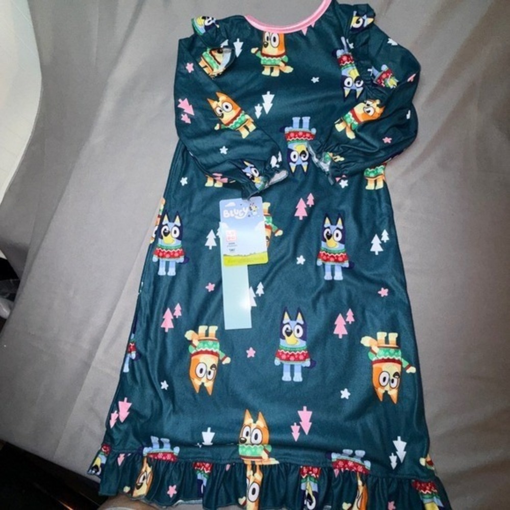Bluey Kids Sleepwear Nightgown Dress Size 4T Flame Resistant Bluey Characters